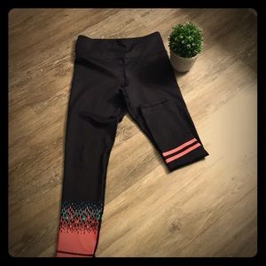 Zyia leggings